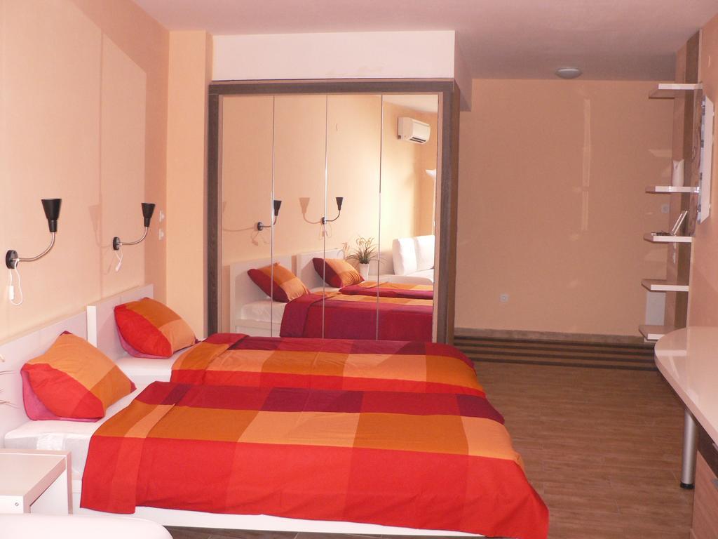 Stay Nexus Galaxy Center Софія Екстер'єр фото